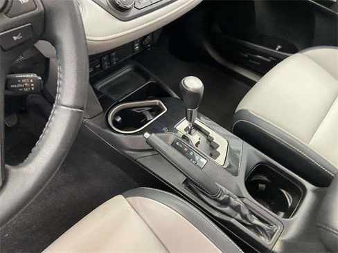 Certified 2017 Toyota RAV4 Limited image 22