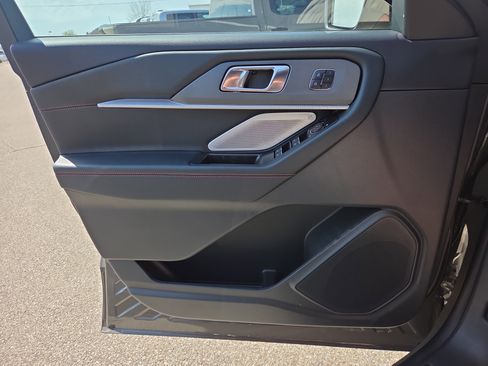 New 2026 Ford Explorer ST image 11