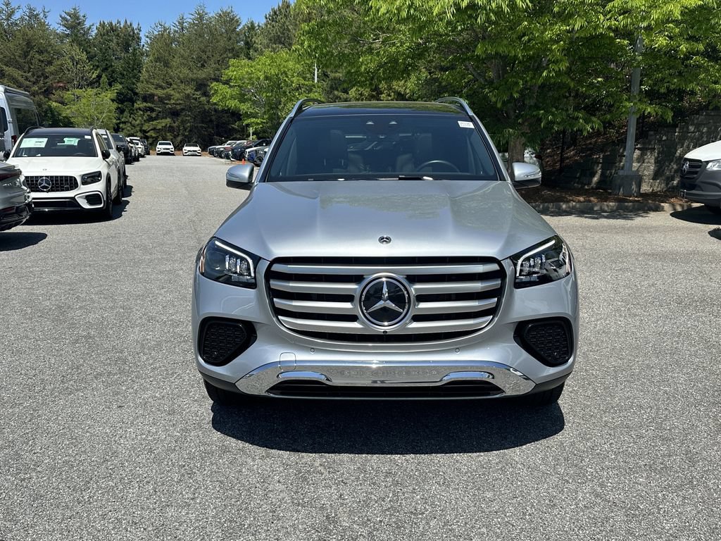 Certified 2025 Mercedes-Benz GLS 450 4MATIC image 3