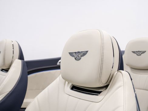 Used 2024 Bentley Continental GT V8 AWD/4WD image 46