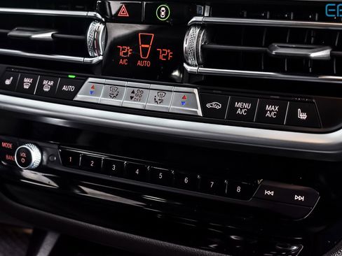 Used 2024 BMW X3 xDrive30i image 27