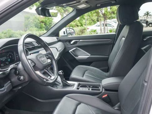 Used 2024 Audi Q3 2.0T Premium AWD/4WD image 13