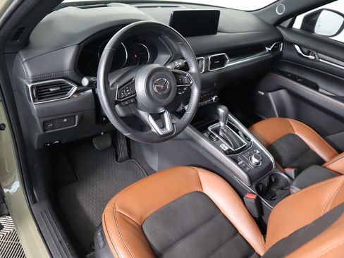 Used 2024 MAZDA CX-5 Carbon Edition image 9