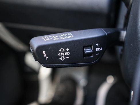 New 2025 Audi Q5 Premium image 33