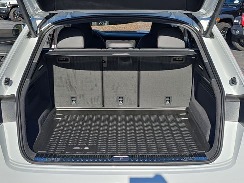 New 2026 Audi SQ8 Prestige AWD/4WD image 12