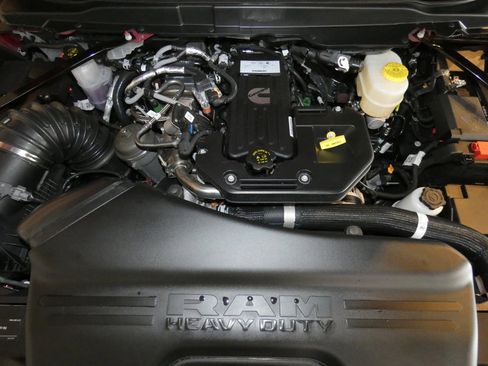 New 2026 RAM 3500 Limited image 32