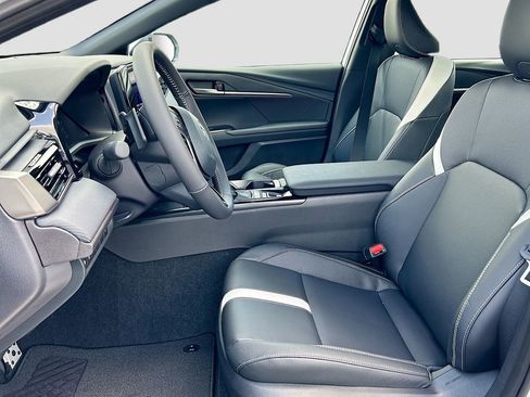 New 2025 Toyota Camry SE w/ Convenience Package FWD image 20