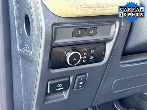 Used 2024 Ford Expedition Limited image 15
