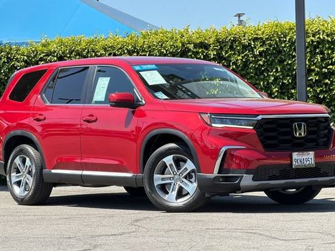 Certified 2024 Honda Pilot EX-L image 2