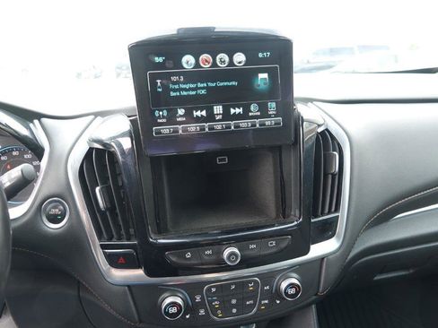 Used 2019 Chevrolet Traverse LT image 24