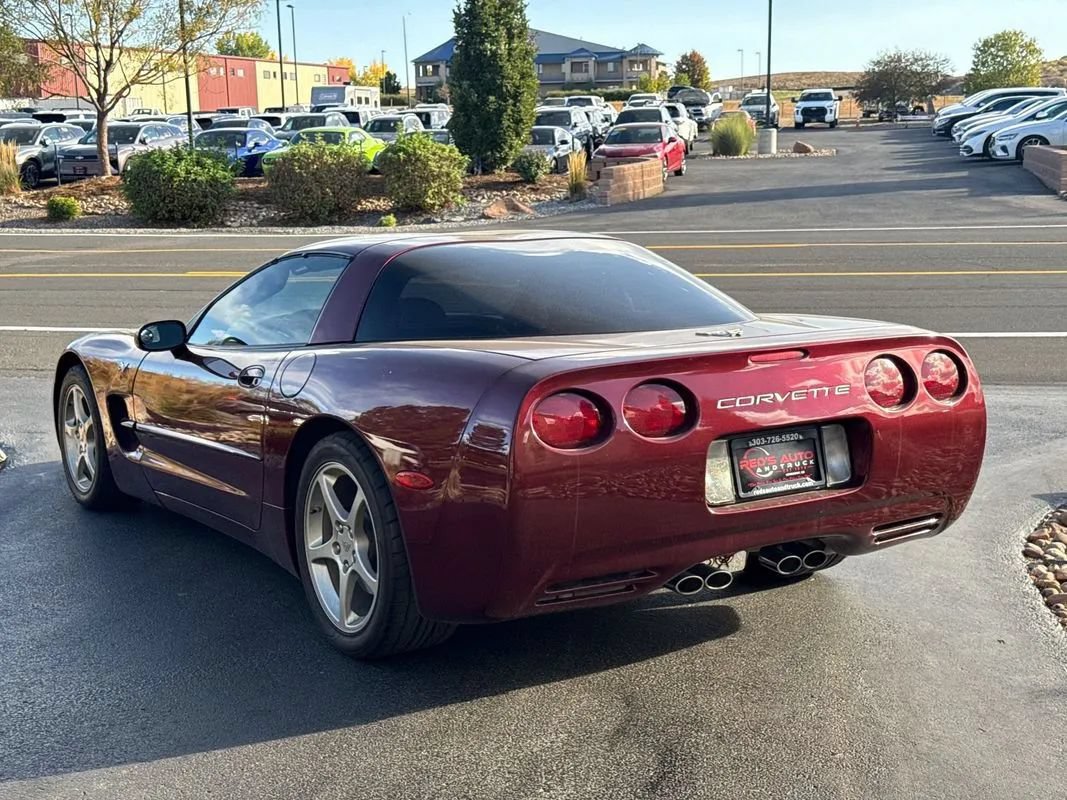 Used 2003 Chevrolet Corvette Coupe w/ Preferred Equipment Group RWD image 14