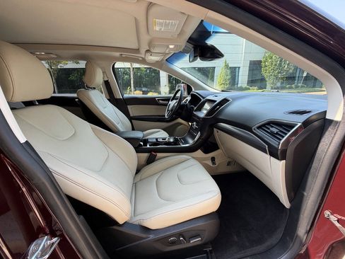 Used 2019 Ford Edge Titanium w/ Cold Weather Package FWD image 14