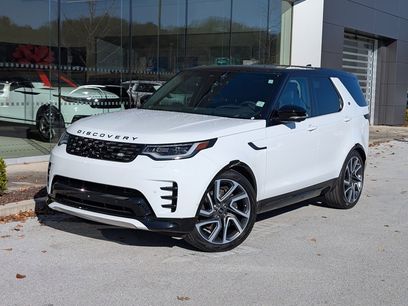 Certified 2024 Land Rover Discovery Dynamic SE