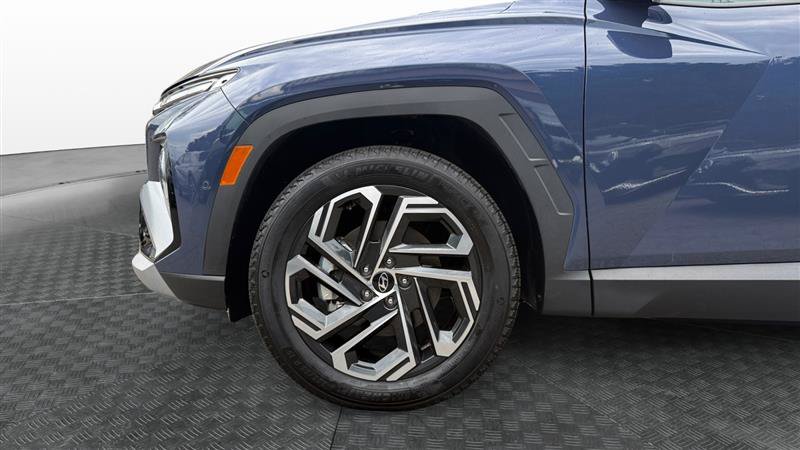 Used 2025 Hyundai Tucson Limited AWD/4WD image 9
