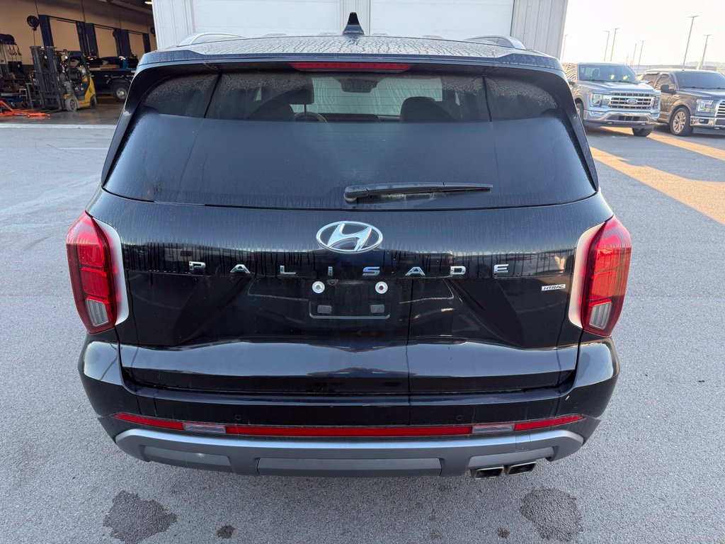 Used 2024 Hyundai Palisade Limited AWD/4WD image 18