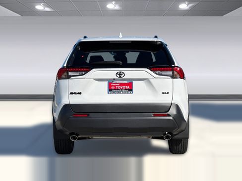 New 2025 Toyota RAV4 XLE image 8