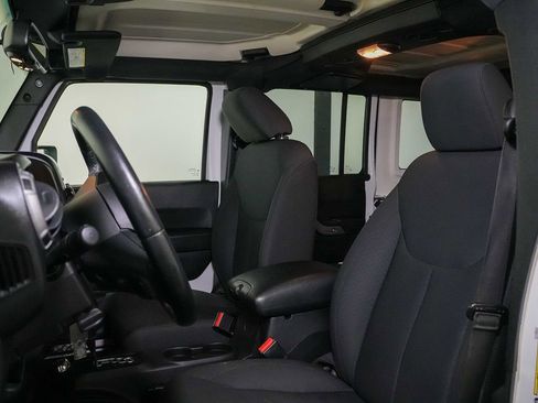 Used 2016 Jeep Wrangler Unlimited Sport w/ Quick Order Package 24S AWD/4WD image 14