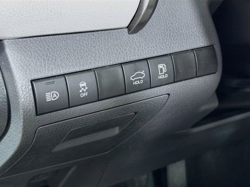 Used 2022 Toyota Camry SE FWD image 15