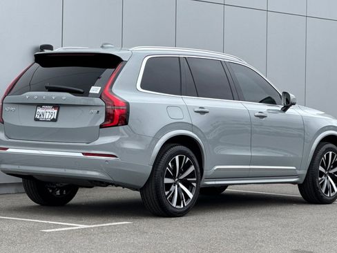 Used 2026 Volvo XC90 B5 Core AWD/4WD image 5