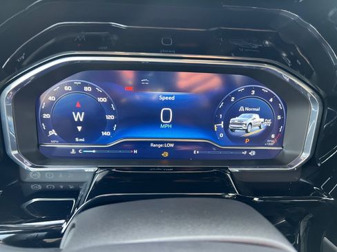 New 2025 Chevrolet Silverado 1500 LTZ w/ LTZ Premium Package image 11