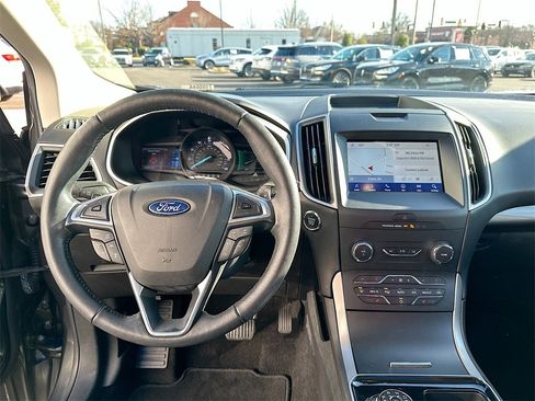 Used 2020 Ford Edge SEL w/ Convenience Package image 19