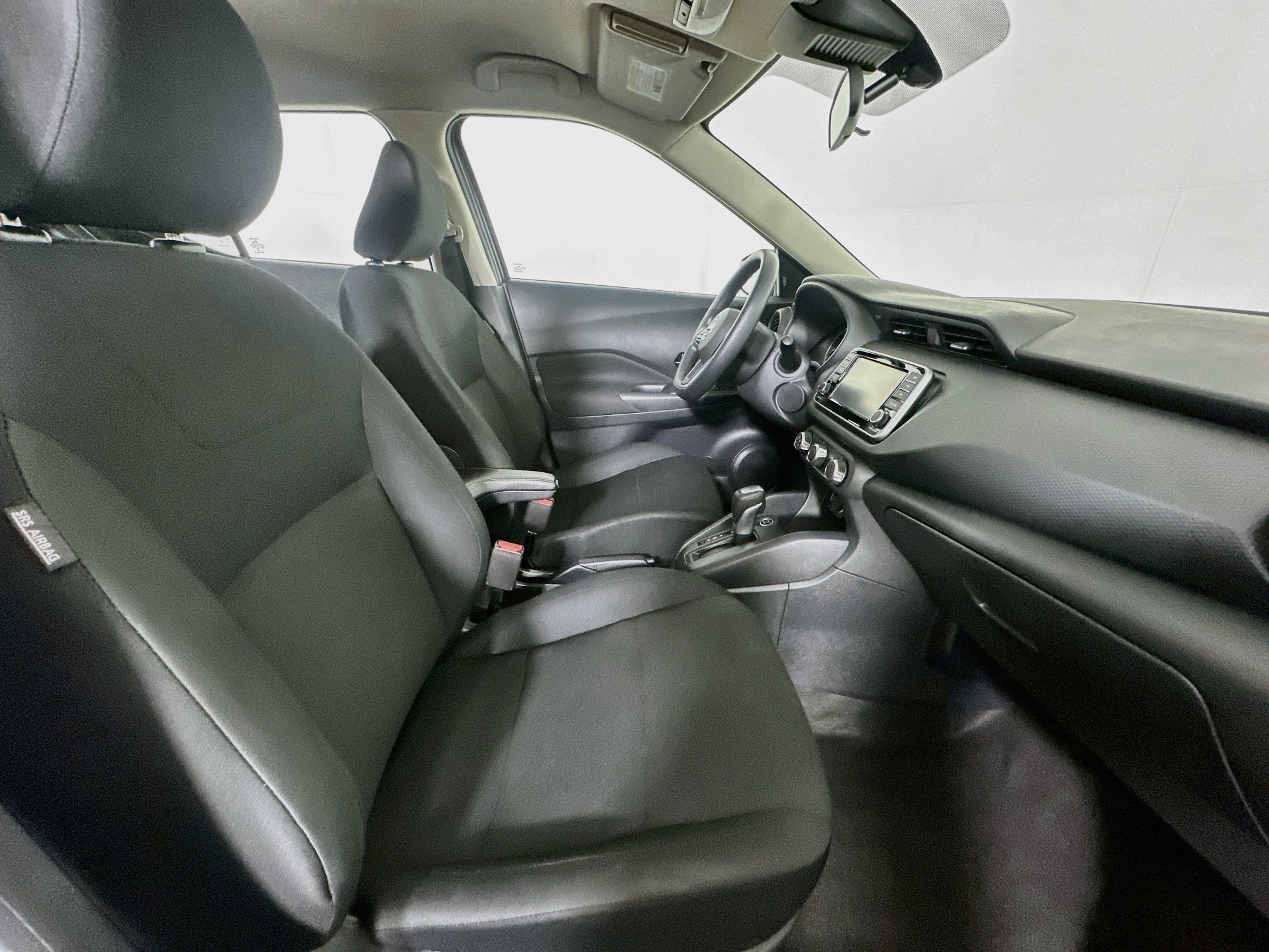 Used 2025 Nissan Kicks Play S FWD image 29