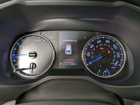 Used 2021 Toyota RAV4 XLE Premium image 25