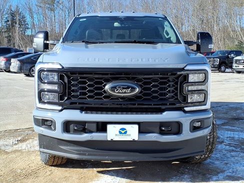 New 2026 Ford F250 4x4 Crew Cab Super Duty image 3