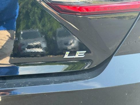 Used 2025 Toyota Camry LE FWD image 6