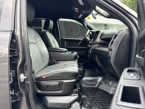 Used 2022 RAM 3500 Tradesman AWD/4WD image 17