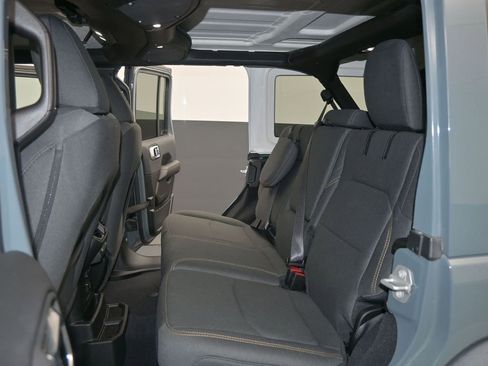 Used 2025 Jeep Wrangler Unlimited Sahara w/ Safety Group AWD/4WD image 24
