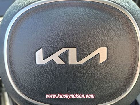 New 2026 Kia Carnival EX FWD image 14