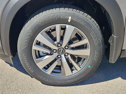 New 2026 Nissan Pathfinder SL FWD image 4
