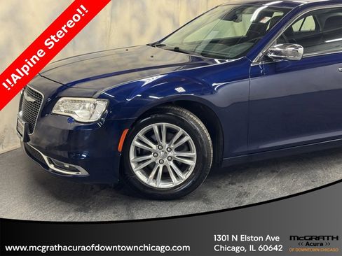 Used 2015 Chrysler 300 C image 2