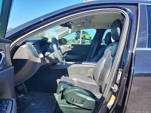 Used 2021 Volvo XC60 T5 Inscription w/ Advanced Package image 23