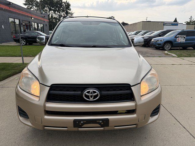 Used 2012 Toyota RAV4 4WD w/ Value Pkg image 2