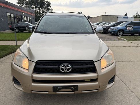 Used 2012 Toyota RAV4 4WD w/ Value Pkg image 2