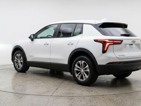 Used 2025 Chevrolet Equinox LT image 6