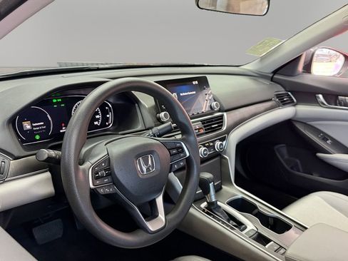 Used 2018 Honda Accord LX image 15