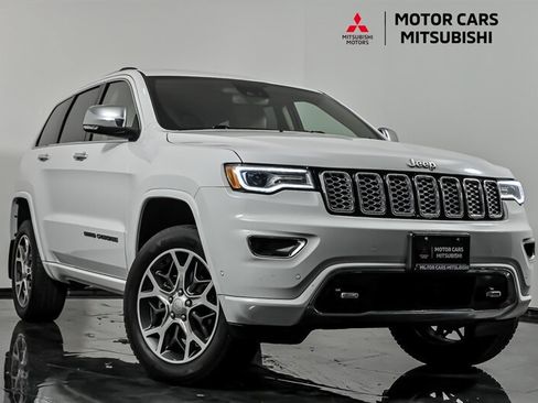 Used 2019 Jeep Grand Cherokee Overland AWD/4WD image 1