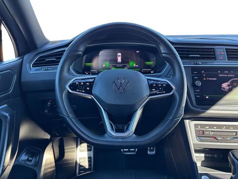Used 2024 Volkswagen Tiguan SE R-Line image 18