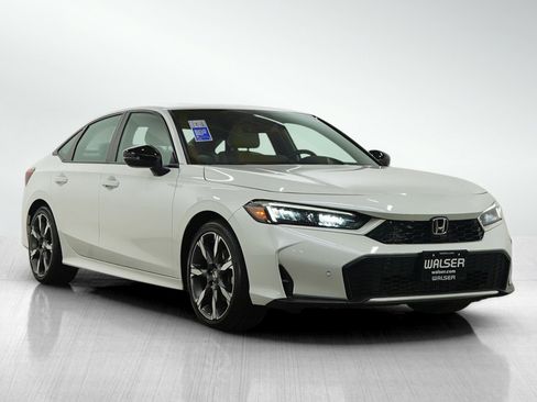 Used 2025 Honda Civic Sport Touring image 7