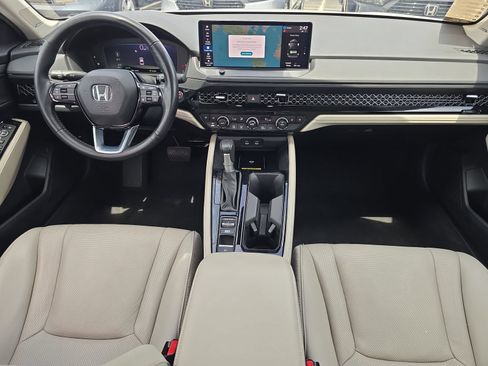 Certified 2023 Honda Accord Touring image 9
