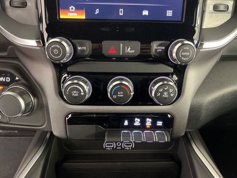 New 2026 RAM 1500 Big Horn w/ Sport Appearance Package AWD/4WD image 23