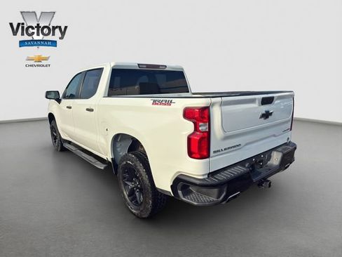 Used 2021 Chevrolet Silverado 1500 Custom Trail Boss AWD/4WD image 5