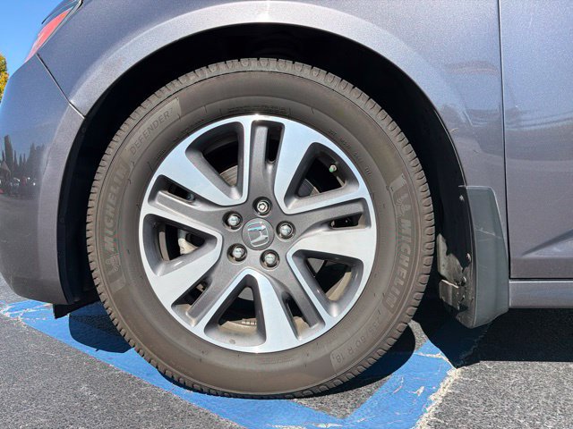 Used 2015 Honda Odyssey Touring Elite image 11