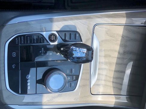 Used 2020 BMW X5 xDrive40i w/ Executive Package image 51