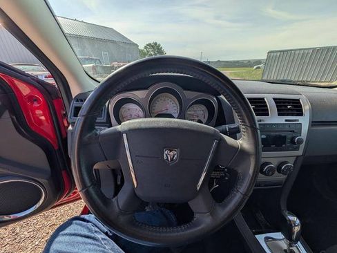 Used 2009 Dodge Avenger R/T FWD image 33