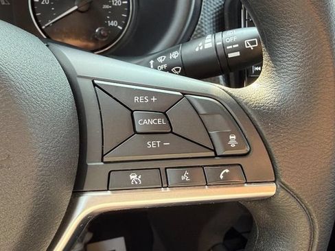 Used 2023 Nissan Kicks SV FWD image 23