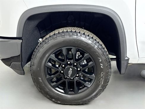 New 2026 Chevrolet Silverado 2500 LT w/ Trail Boss Package image 19